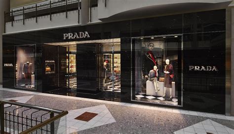 Prada tysons galleria